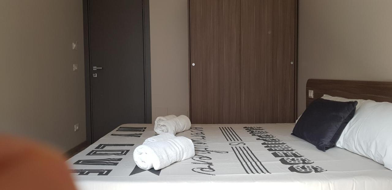 Tre Stelle Al Duomo Acomodação com café da manhã Catânia Exterior foto